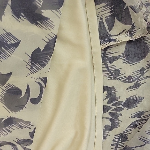 Cassee's Elegant Sleeveless Floral Dress. Womens Medium. Sheer, Lined NWT - Picture 6 of 6